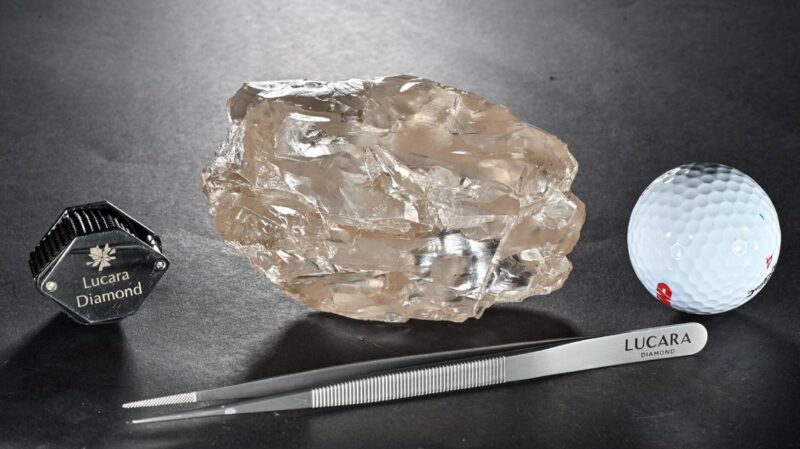 Lucara Sells 2,488-Carat Motswedi Diamond for Undisclosed Price lucara 1